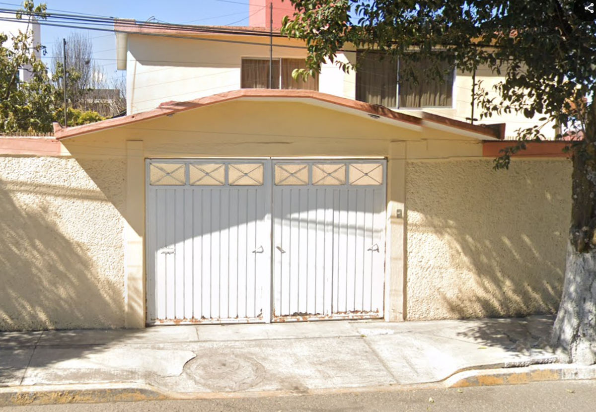 Casa en venta en Reforma y Ferrocarriles Nacionales, Toluca — foto 1 de 12