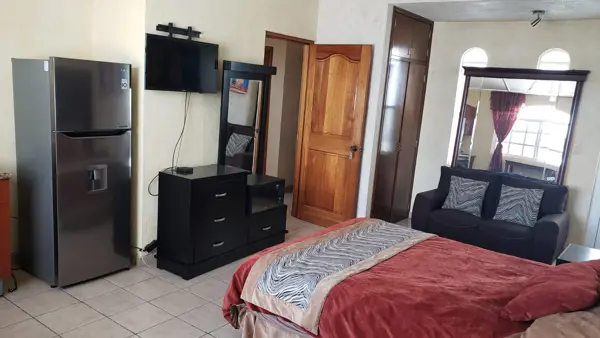 Loft en Renta con Servicios Incluidos en Milenio III, Querétaro