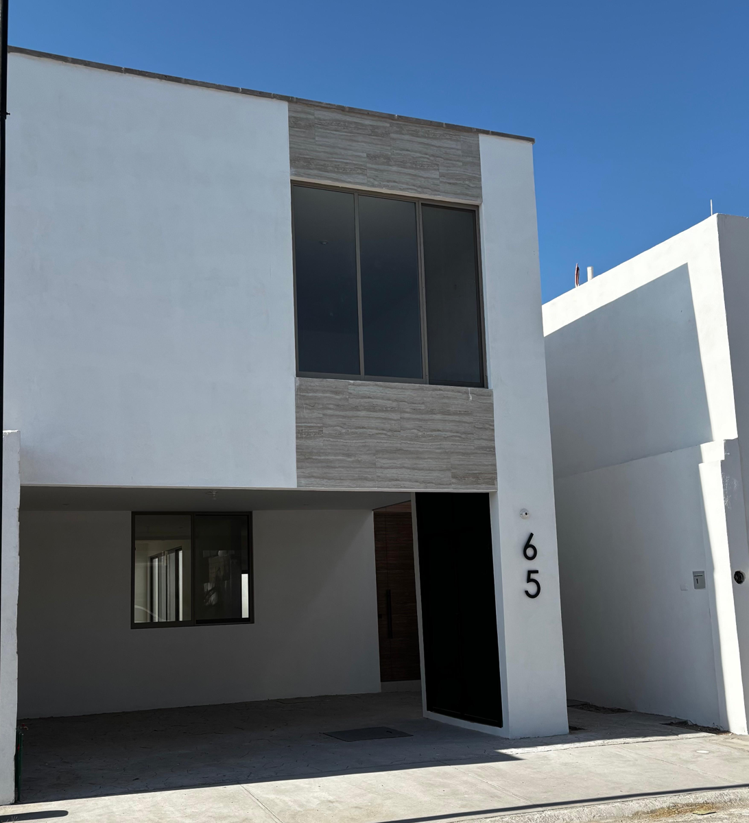Casa en venta en Villas del Renacimiento, Torreón — foto 1 de 19