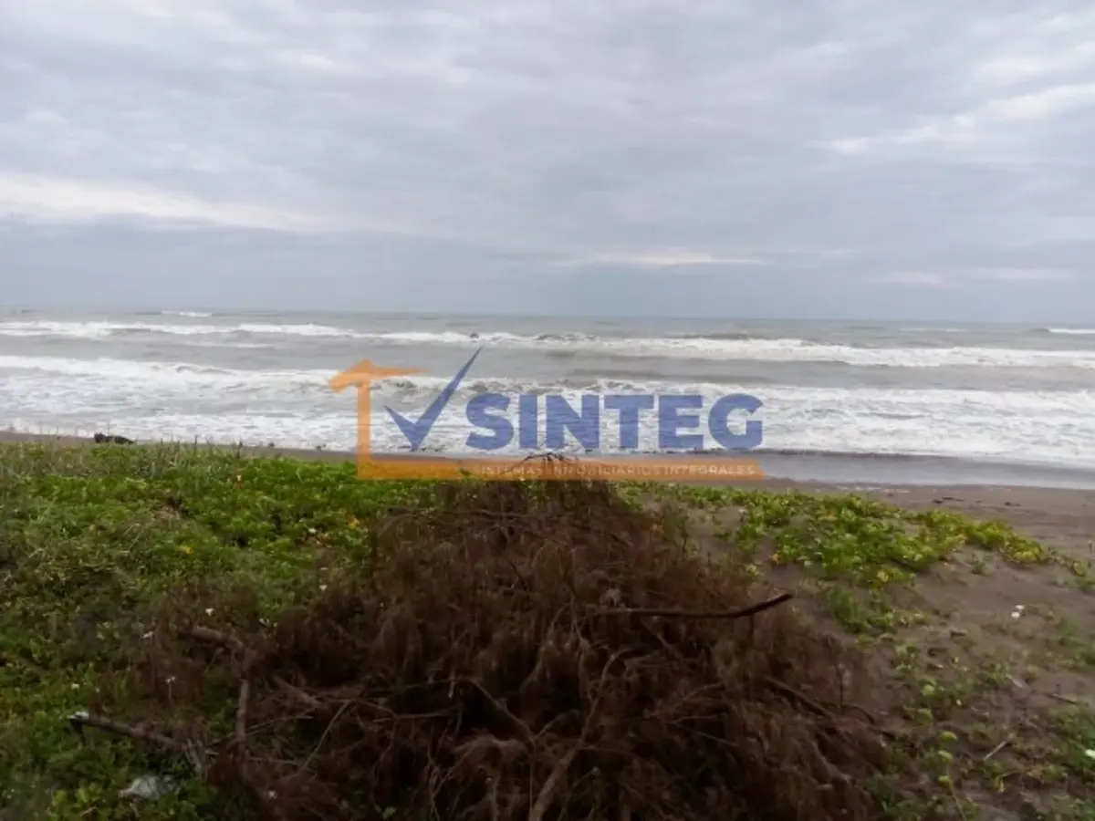 Terreno en venta en Ricardo Flores Magón, Tecolutla — foto 1 de 15
