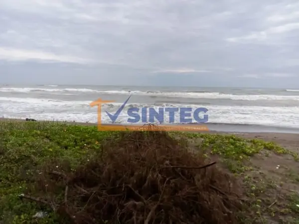 VENTA DE TERRENO FRENTE AL MAR  CON SUPERFICIE 500 M2 EN COSTA ESMERALDA, TECOLUTLA, VERACRUZ