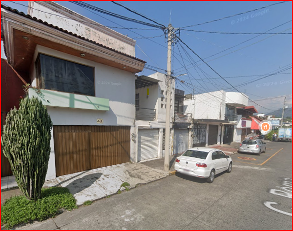 Casa en venta en Jardines de Cupatitzio, Uruapan — foto 2 de 11