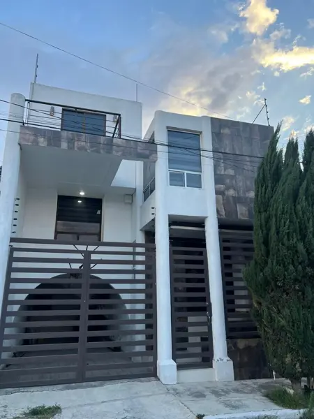 Casa en venta en Arboledas Guadalupe, Puebla — foto 2 de 8