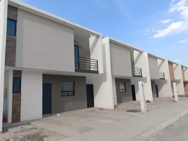 Casa en venta en Los Olivos, Gómez Palacio — foto 2 de 21