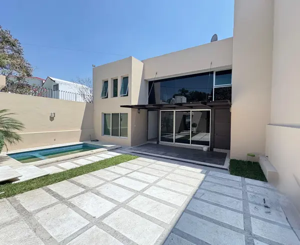 Casa en venta con vigilancia Delicias Cuernavaca Morelos