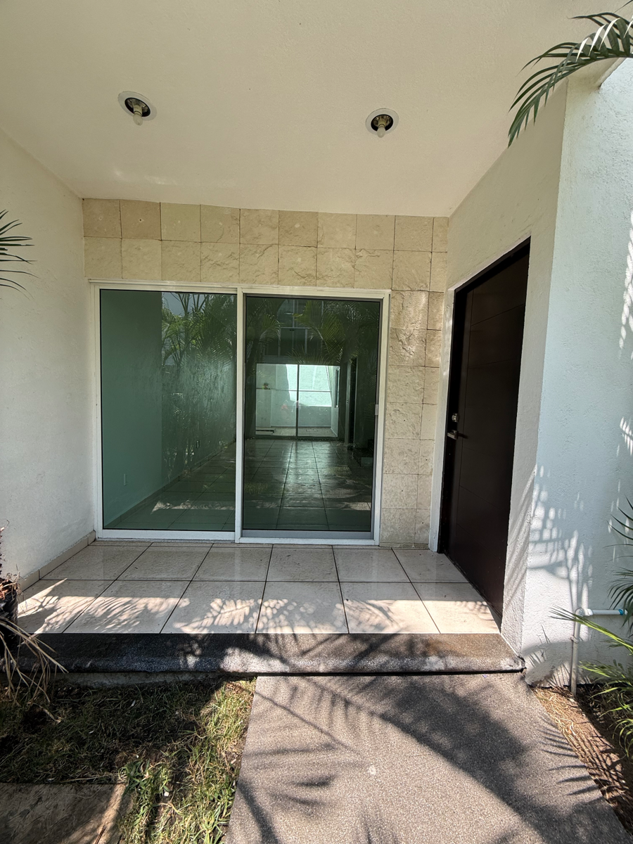Casa en renta en Las Palmas, Cuernavaca — foto 1 de 19