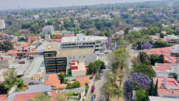 Local en renta en Lomas de Tecamachalco, Naucalpan de Juárez — foto 2 de 17