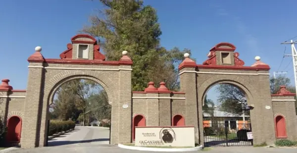 TERRENO EN VENTA EN RESIDENCIAL LOS CANTAROS