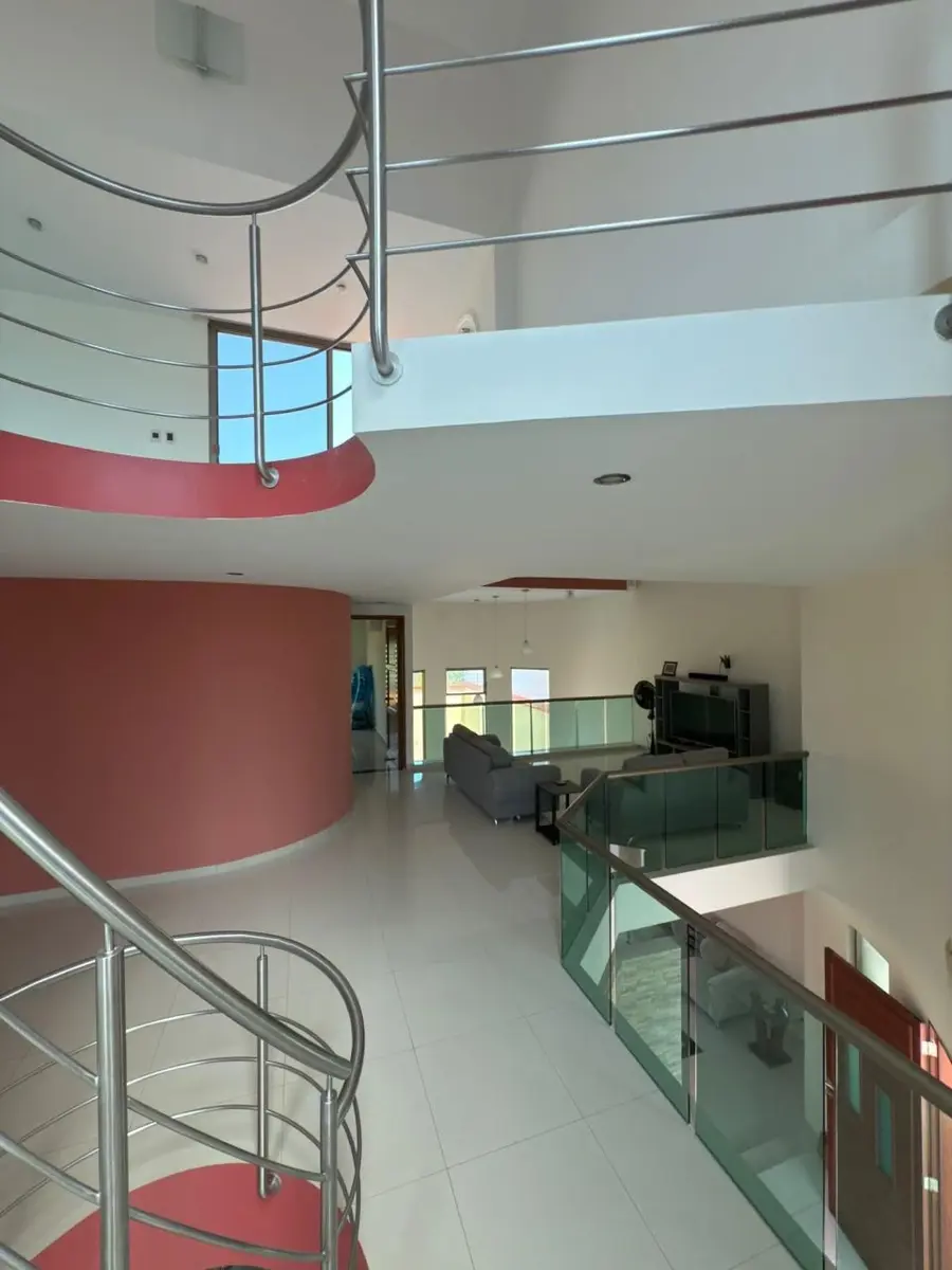 Casa en venta en Las Lomas Residencial, Alvarado — foto 1 de 18