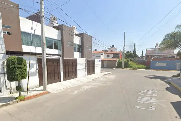 Casa en venta en Arboledas de Loma Bella, Puebla — foto 3 de 18