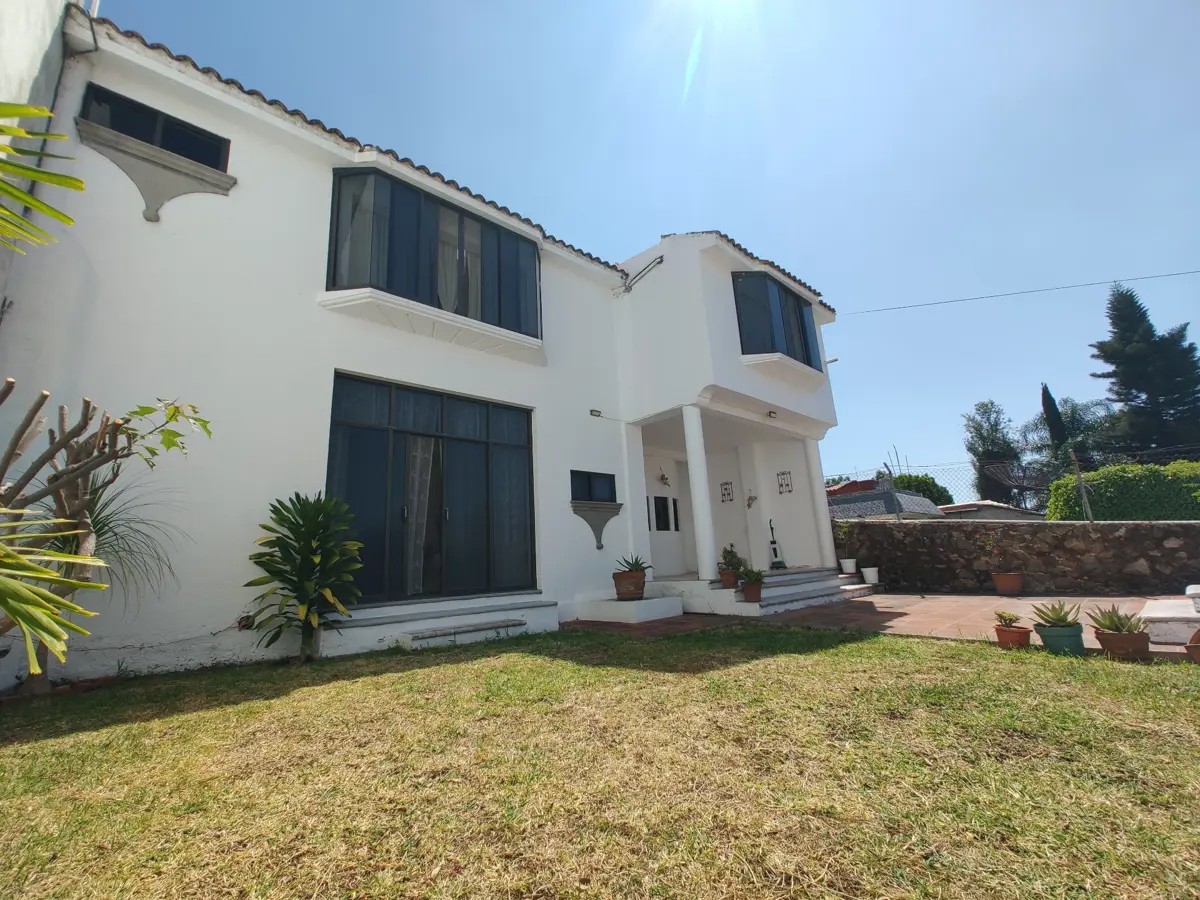 Casa en venta en Lomas de Tetela, Cuernavaca — foto 1 de 20