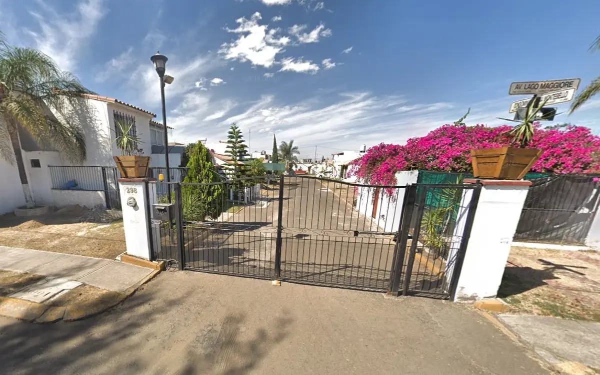 Casa en venta en Geovillas La Arbolada, Tlajomulco de Zúñiga — foto 1 de 16