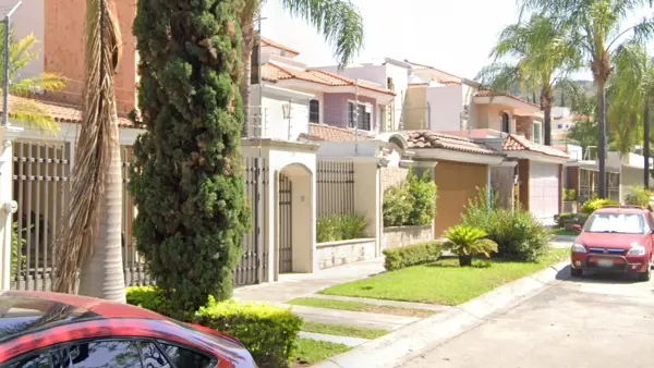 Casa en venta en Bugambilias, Zapopan — foto 3 de 21