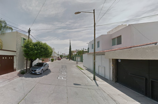Casa en venta en Las Plazas, Irapuato — foto 3 de 11