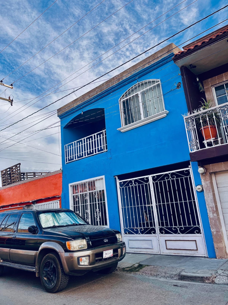 Casa en Venta en Fidel Velázquez I, Durango - 4 Recámaras