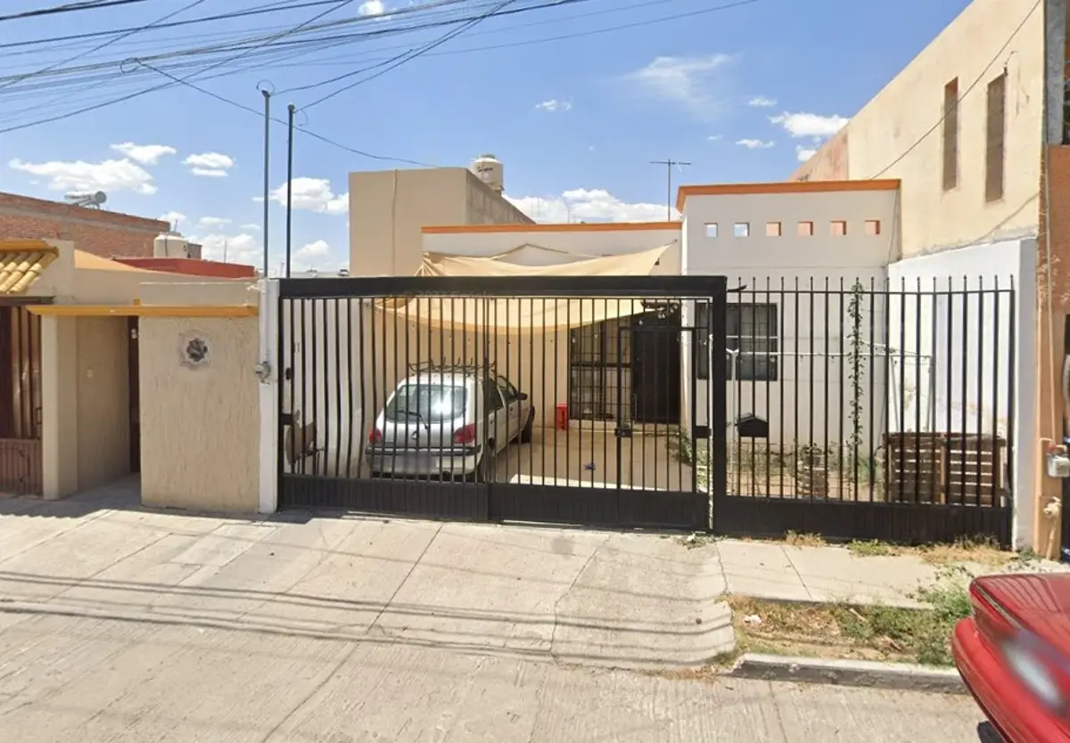 Casa en venta en Versalles 2a Sección, Aguascalientes — foto 1 de 20