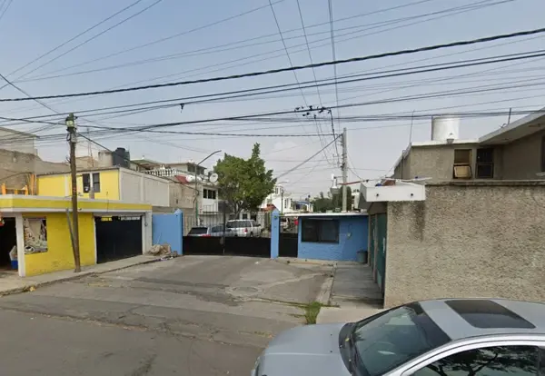 Casa en venta en Valle de Aragón 3ra. Sección Oriente, Ecatepec de Morelos — foto 2 de 18