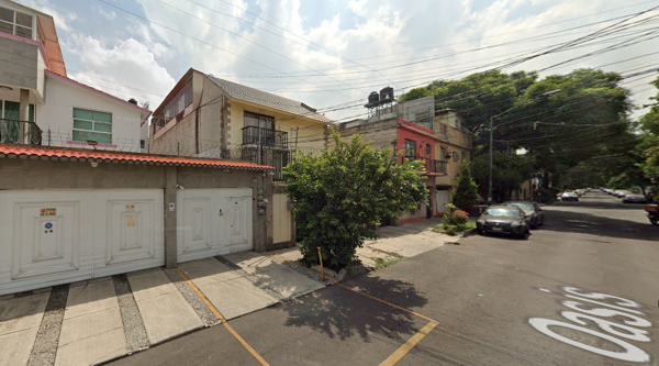 Casa en venta en Claveria, Azcapotzalco — foto 2 de 10