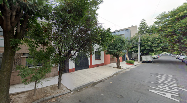 Casa en venta en Claveria, Azcapotzalco — foto 2 de 11
