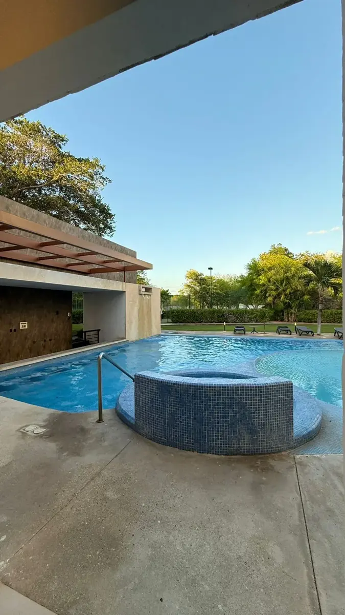 Departamento en renta en Yucatán Country Club, Mérida — foto 1 de 10