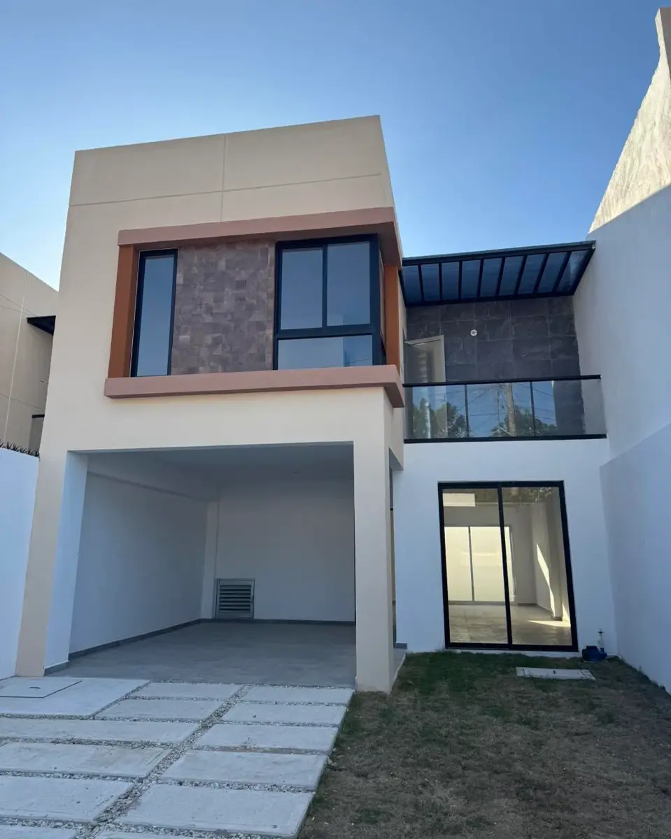 Casa en venta en Plutarco Elías Calles (Cura Hueso), Centro — foto 1 de 10