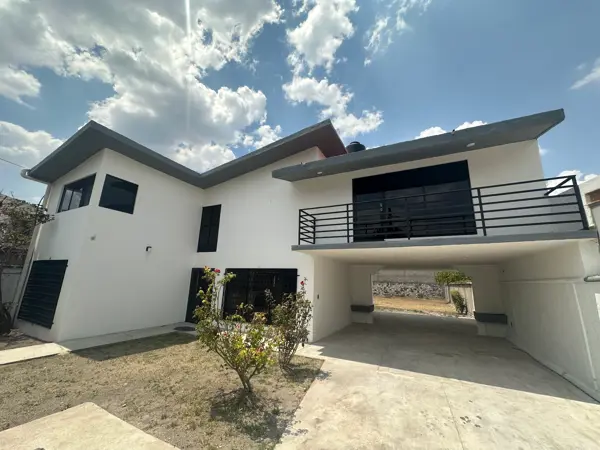 Amplia Casa en Renta en Col. San Lorenzo, Tula de Allende