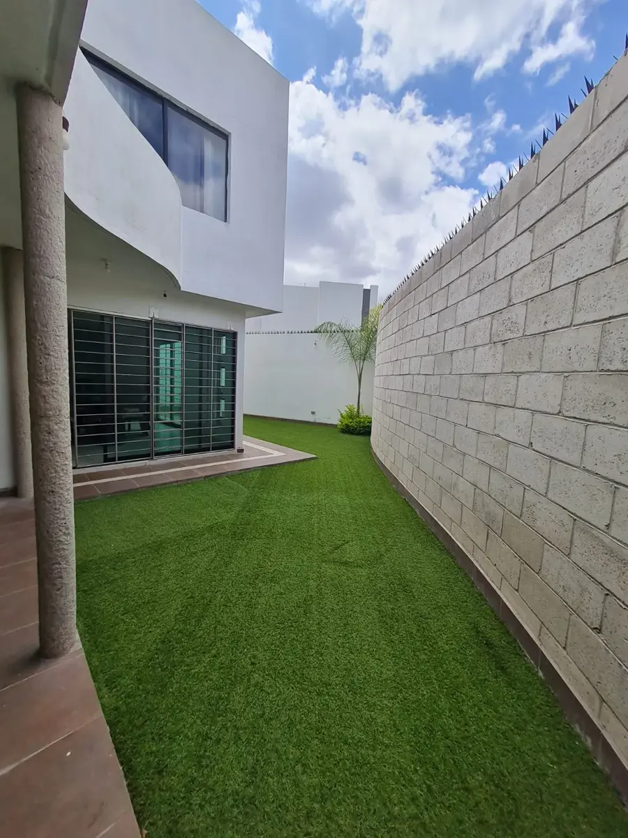 Casa en renta en Los Lagos Privada Azul, Villa de Pozos — foto 1 de 15