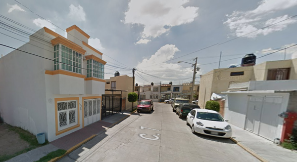 Casa en venta en Los Agaves, Irapuato — foto 3 de 10