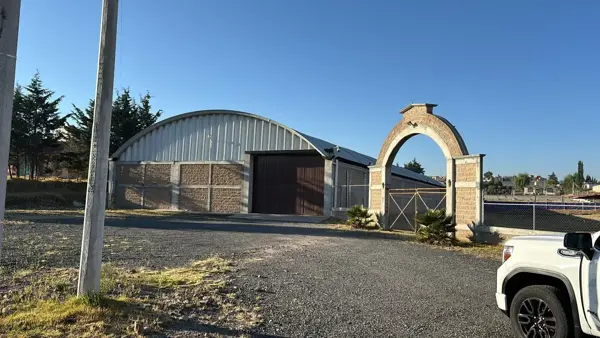 "Amplia bodega en zona comercial de Ixtlahuaca, lista para operar "