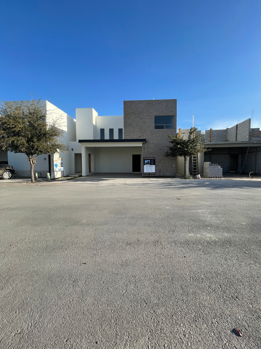 Casa en venta en Almeras, Torreón — foto 1 de 28