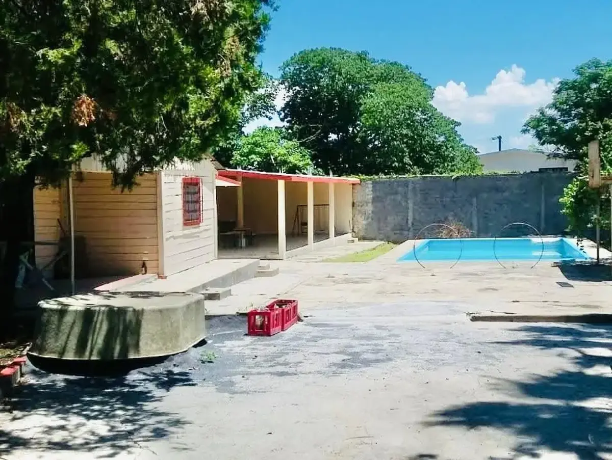 Quinta en venta en Jardines de la Silla (Jardines), Juárez — foto 1 de 10