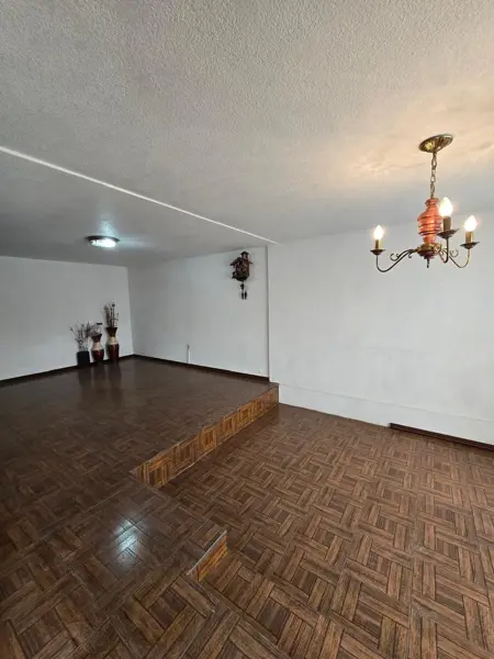 Casa en venta en Moderna de la Cruz, Toluca — foto 3 de 17