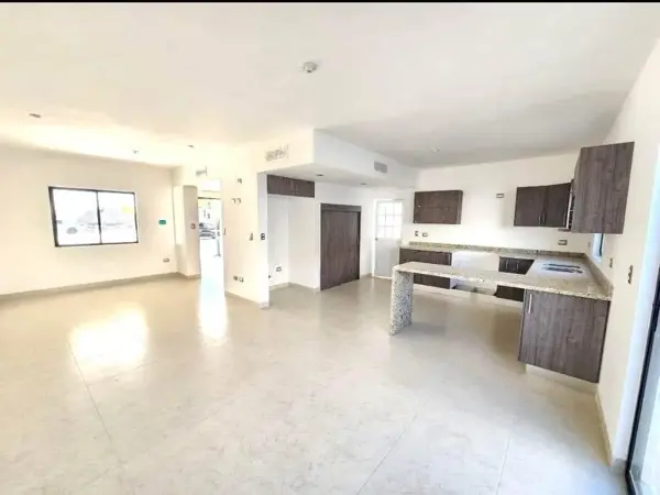 Casa en venta en Los Viñedos, Torreón — foto 3 de 7