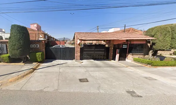 Casa en Condominio a la Venta en Marie Curie 823, Las Torres, Toluca, Recuperación Bancaria Casa en Condominio a la Venta en Marie Curie 823, Las Torres, Toluca, Recuperación Bancaria