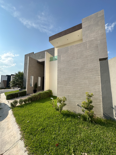 Casa en venta en Real de Torrecillas Residencial, Saltillo — foto 2 de 15