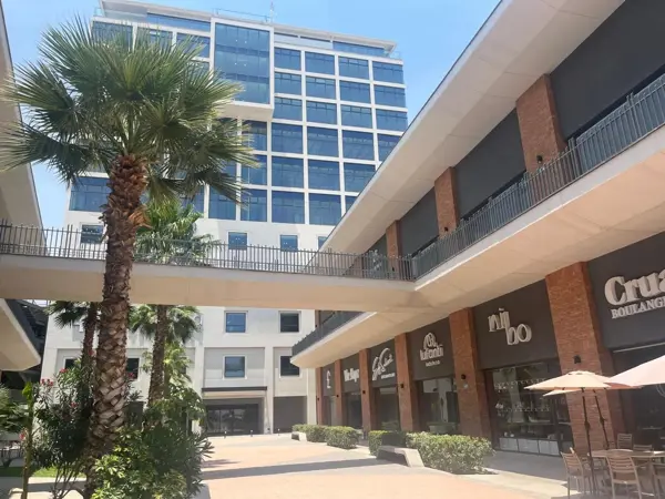 CONSULTORIO MÉDICO 26 MTS 2 EN HOSPITAL NUEVO ZONA NORTE MAS MEDICA EN RENTA