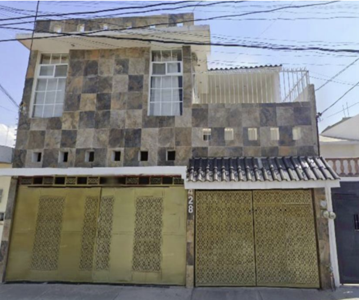 Casa en venta en Jardines del Moral, León — foto 1 de 6