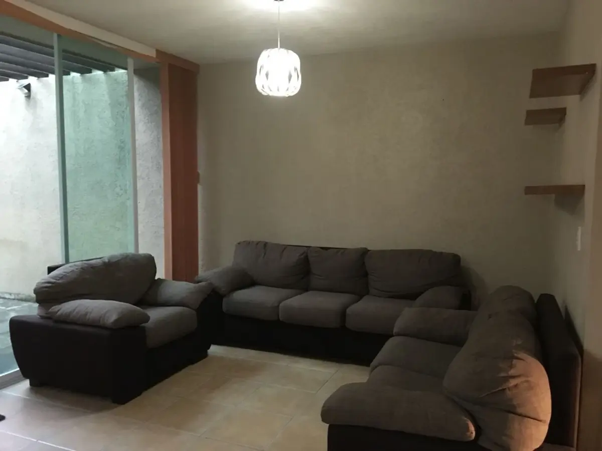 Casa en venta en San Antonio de Ayala, Irapuato — foto 1 de 40