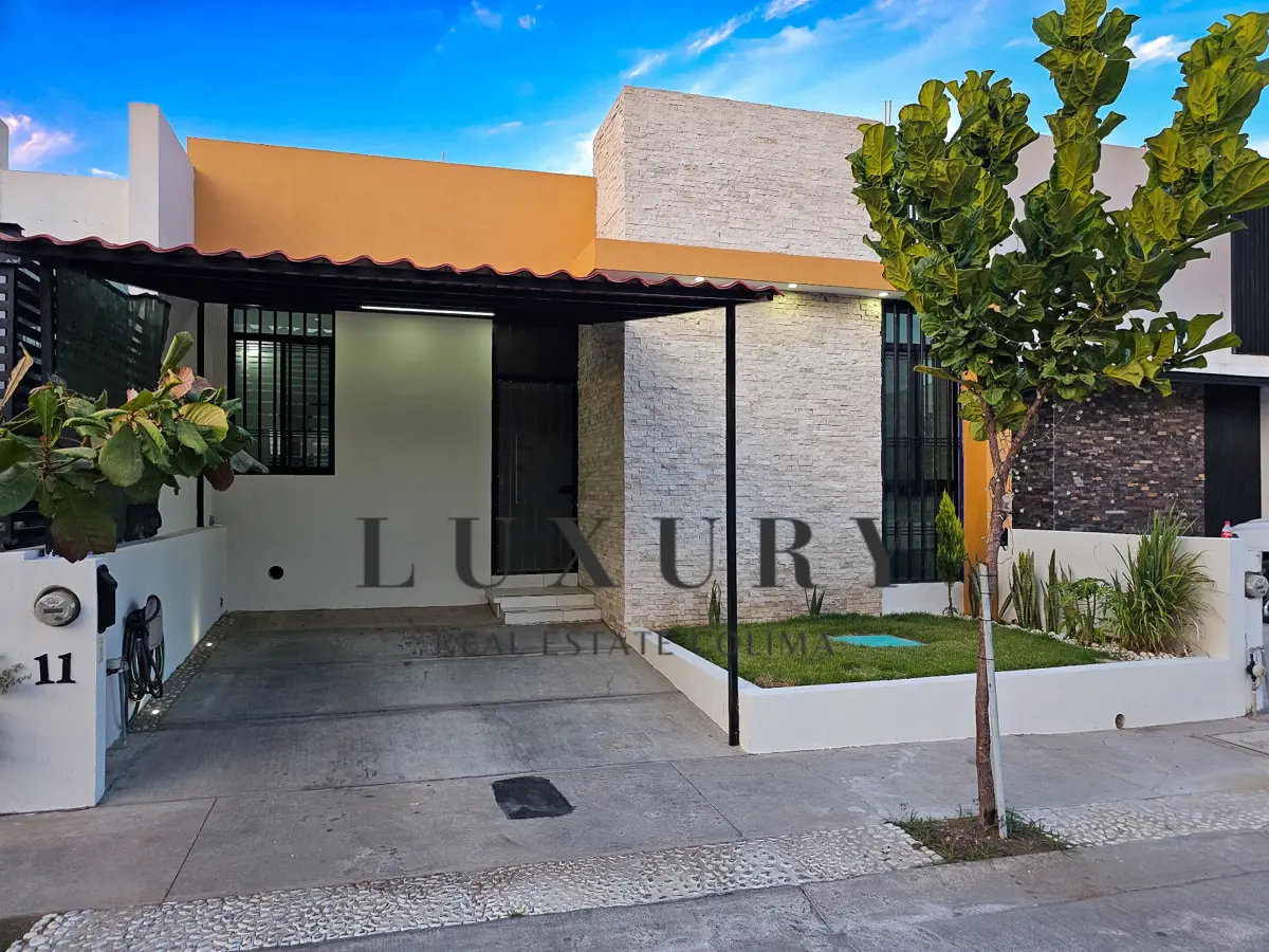 Casa en venta en Colinas del Real, Villa de Álvarez — foto 1 de 14