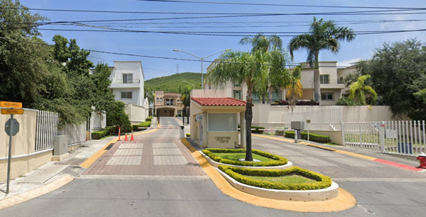 Casa en venta en Haciendas de la Sierra, San Pedro Garza García — foto 2 de 11