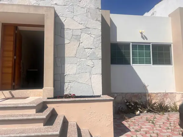 Casa en renta en Cumbres del Cimatario, Huimilpan — foto 2 de 9