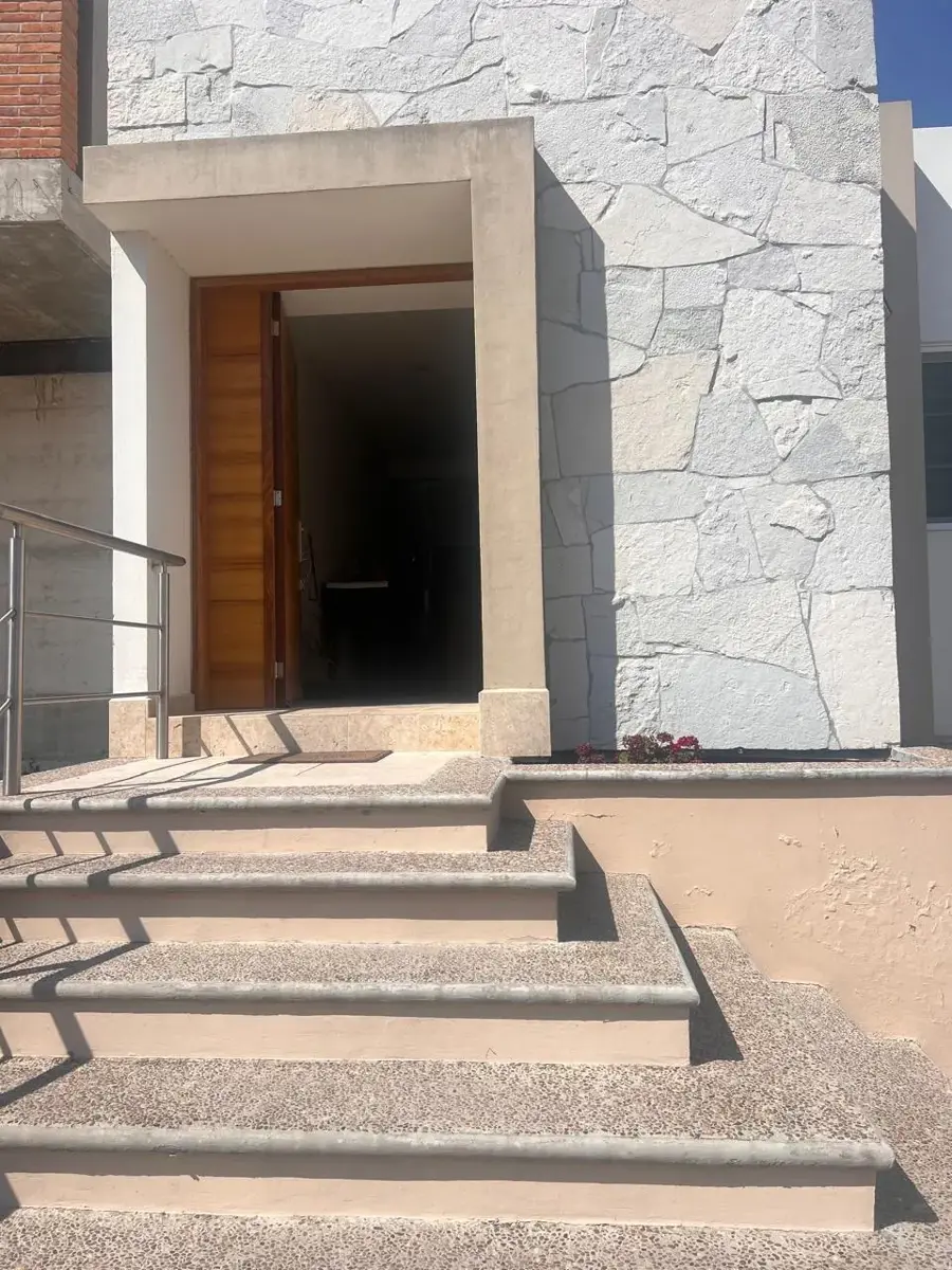 Casa en renta en Cumbres del Cimatario, Huimilpan — foto 1 de 9