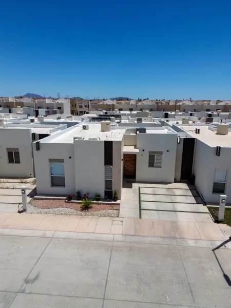 Casa en venta en Real de Castilla, Hermosillo — foto 3 de 28