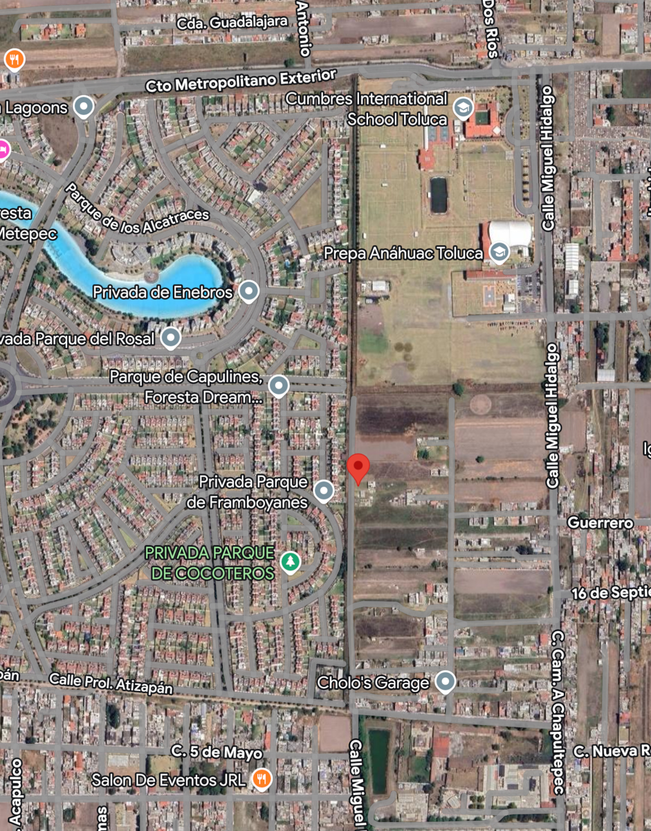 Terreno en venta en San Miguel Totocuitlapilco, Metepec