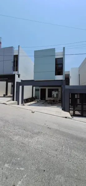 Casa en Col. Lomas del Mar Veracruz