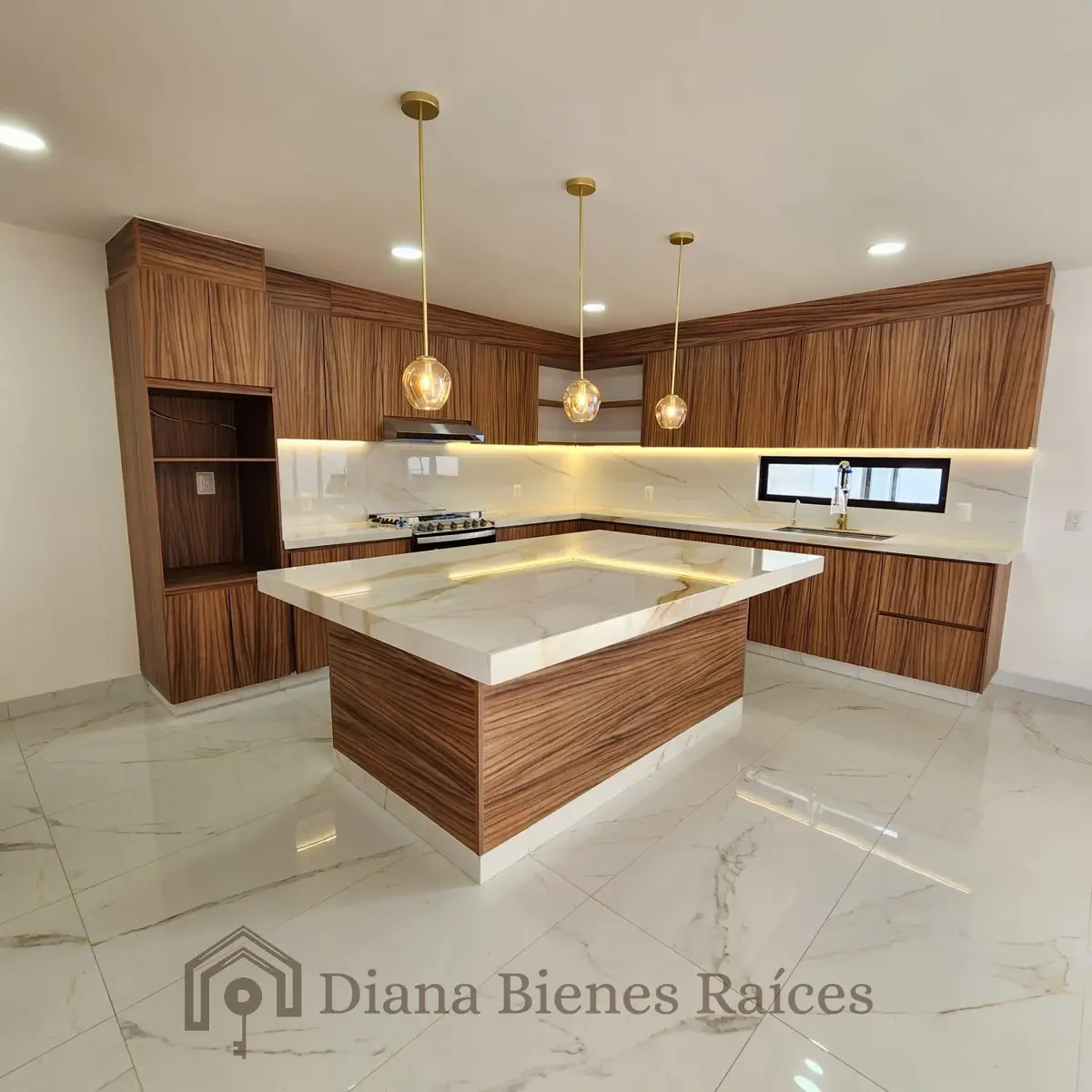 Casa en venta en Metepec Centro, Metepec — foto 1 de 17