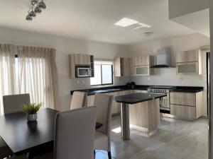Casa en venta en Lomas de las Etnias, Torreón — foto 3 de 28