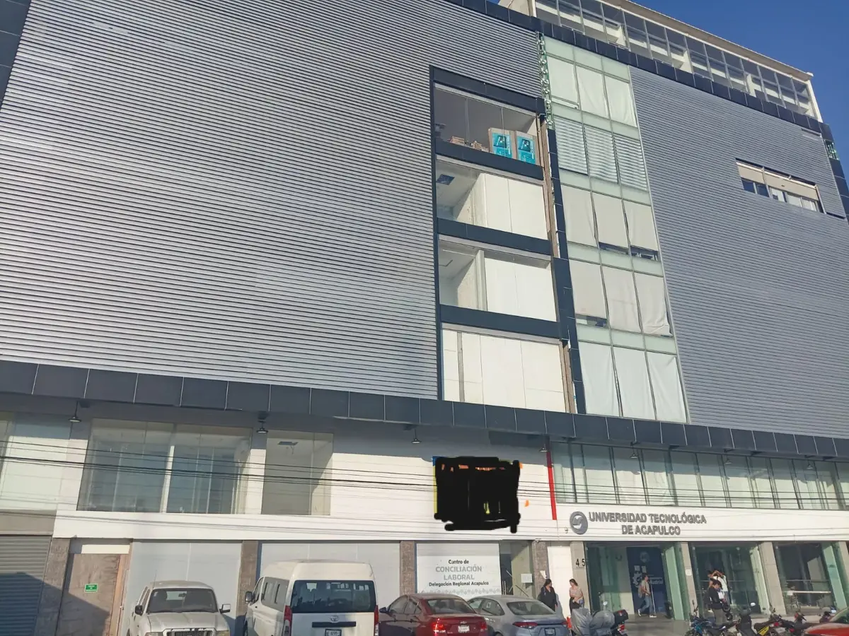 Edificio en renta en Costa Azul, Acapulco de Juárez — foto 1 de 11