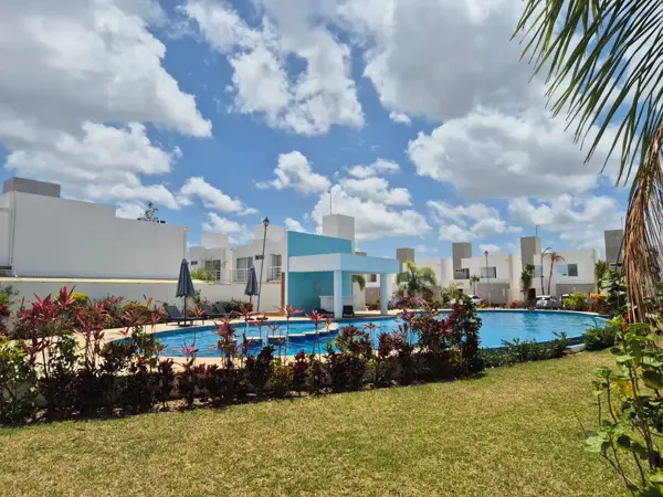 Casa en venta en Izamal Residencial, Benito Juárez — foto 3 de 13