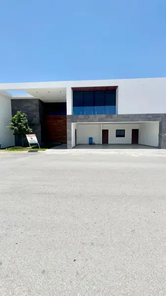 Casa en venta en Hacienda del Rosario, Torreón — foto 2 de 57